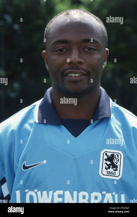 Football Archives .
